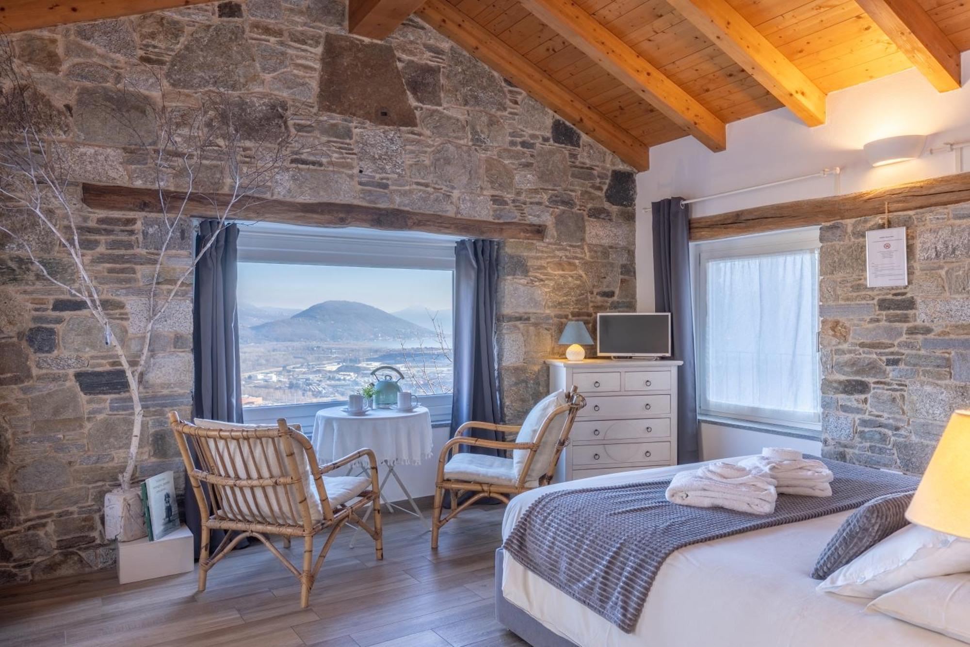 Il Riccio Di Ricciano Bed & Breakfast Casale Corte Cerro Exterior foto